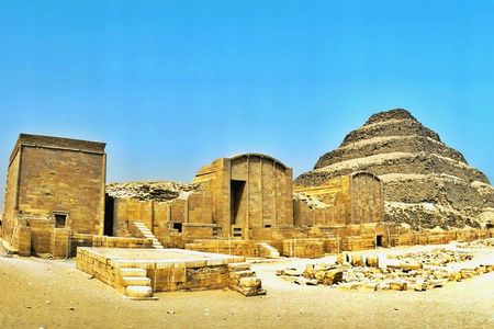 Memphis and Saqqara private tour with home cooked lunch from Cairo