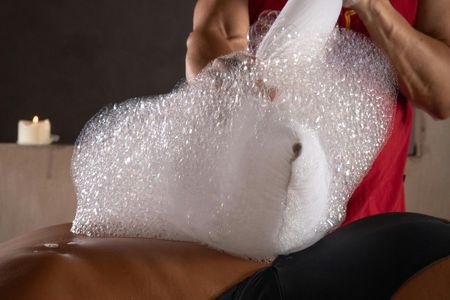 Hammam in Málaga with 15 minute massage and 15 minute exfoliation