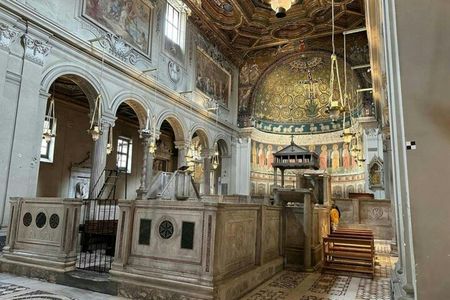 St. Clement's Basilica and underground guided tour in Rome