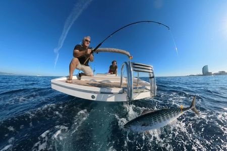 All-inclusive guided fishing experience in Barcelona