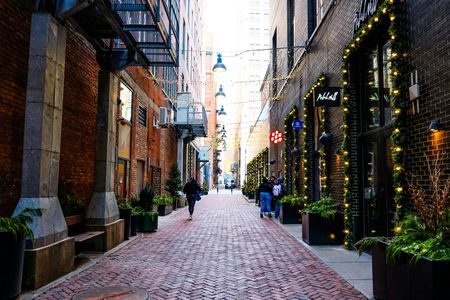 Detroit doughnut and pastries tour
