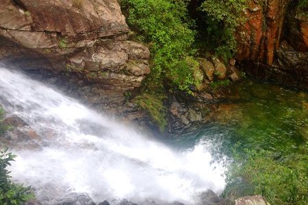 Three Dragon Gorge River Walking Tour