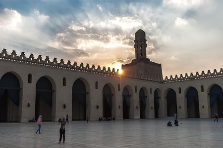 Private Guided Tour around Islamic Cairo Mosques Gates and Bazaar including Lunch