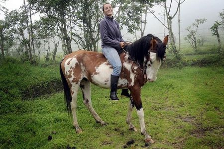 Private Mitad del Mundo Tour & 3-hour Horseback Ride inside of Pululahua Crater