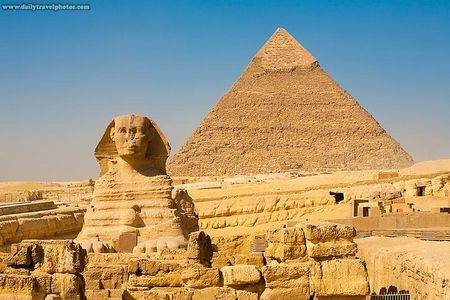 Full Day Tour To Giza Pyramids Egyptian Museum and Khan Khalili Bazaar