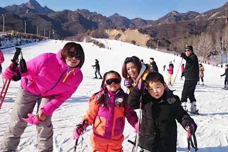 Beijing Private Tour to Huaibei Ski Resort and Mutianyu Great Wall with Lunch