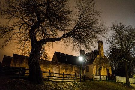 Whispers of Williamsburg Haunted Ghost Tour with Add-on options