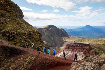 Rotorua Hiking: Mt Tarawera Guided Volcanic Crater Experience 