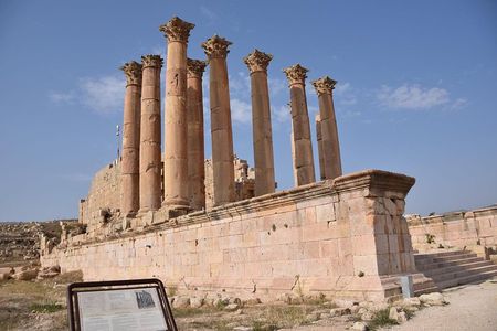4-Day Private Tour of Jerash, Petra, Wadi Rum, and Dead Sea from Amman