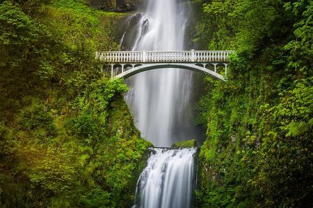 Columbia River Gorge Waterfall Tour from Portland