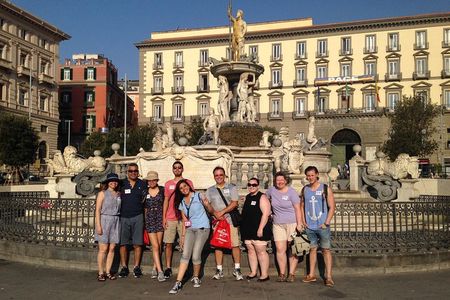 Naples Street Food Experience with local guide - Small Group Tour