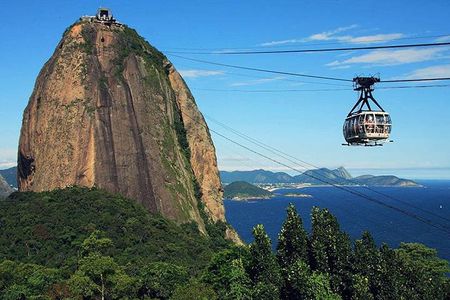Private Skip-The-Line Sugar Loaf Tour 