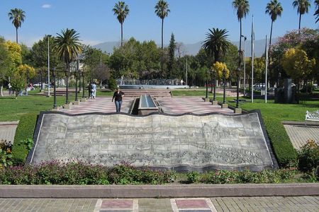 City Tour And Wines With Lunch