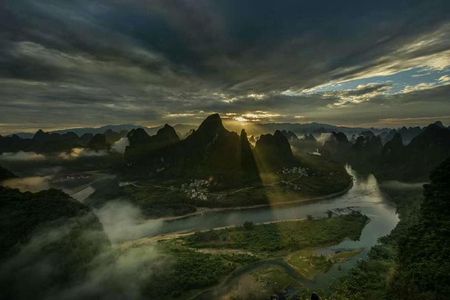 Full/Half-Day Yangshuo Xianggong Mountain Sunrise Private Tour
