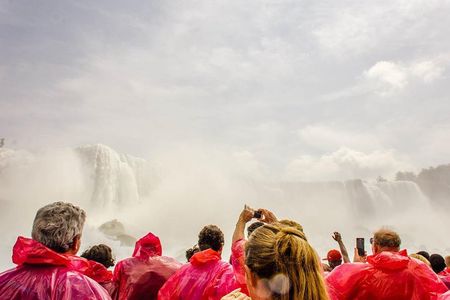 Private Customizable Niagara Falls Day Tour from Toronto Downtown