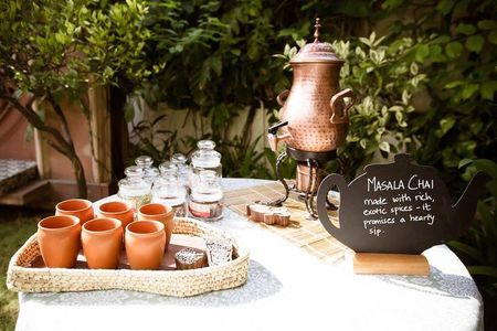 Small-group Delhi High Tea Experience