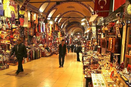 Private Istanbul Day Tour and Famous Grand Bazaar