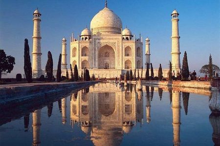 Private Tour: Day Trip to Taj Mahal and Agra Fort from Jaipur