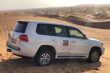 Desert Safari Dubai with BBQ Dinner and Belly Dance