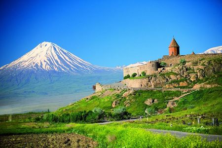 Group Tour to Khor Virap, Noravank,Birds Cave,Areni Winery (tour and tasting)