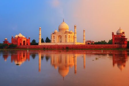 Historical Agra Day Tour: Taj Mahal Sunrise, Agra Fort and Baby Taj