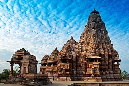 3-Day Tour to Khajuraho and Kamasutra Temple from Delhi by Train