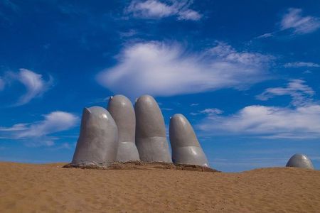 Punta del Este Shore Excursion: Private Sightseeing Tour of Punta del Este