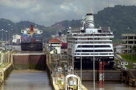 Colon Shore Excursion: Panama City and Canal Private Tour