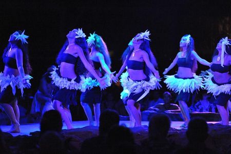 Luau Kalamaku on Kauai with Manor House 4-Course Dinner & Show