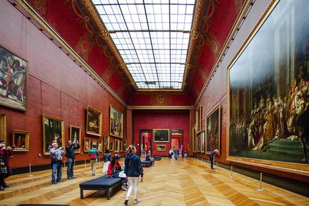 Guided Tour of the Louvre Museum with Seine River Cruise Ticket