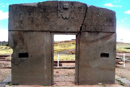 Private Tour from Puno to Tiwanaku