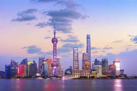 Half-Day Private Shanghai Tour by English Driver Guide including Bund, Xintiandi