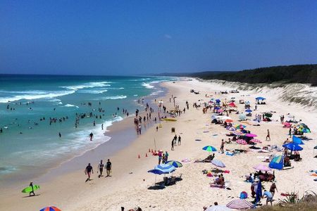Stradbroke Island 4WD Day Trip from Brisbane