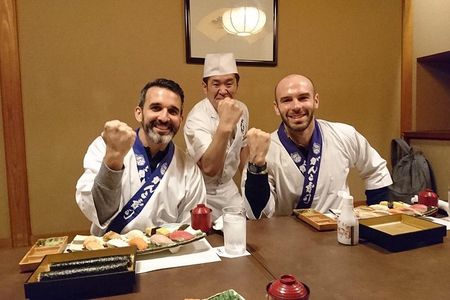 Tsukiji Fish Market Guided Tour and Sushi Making with Pro Chef