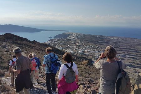 Santorini: 4hr Small Group Caldera Hike from Fira to Oia