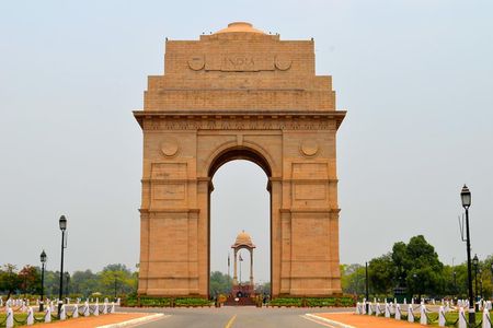 1 Day Delhi and 1 Day Agra Tour From Delhi with Taj Mahal Sunrise - With Hotels