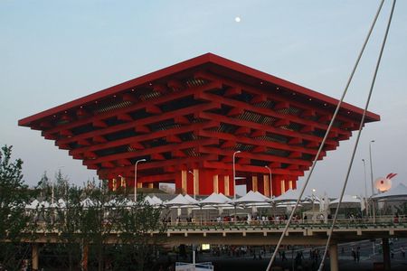 Shanghai Private Day Tour of Pudong New Area including Oriental Pearl Tower