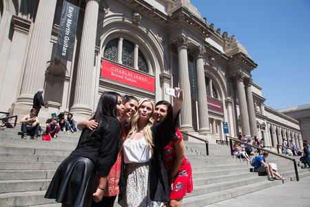 New York City Gossip Girl TV Show Sites Bus Tour