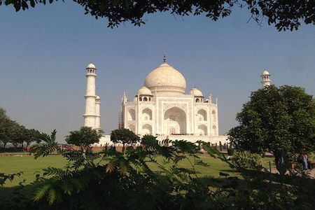 Private Tour : Tajmahal and Agra Fort Day Trip From New Delhi
