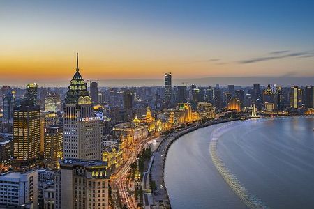 Shanghai Dusk Tour of the River, History Museum and Dinner