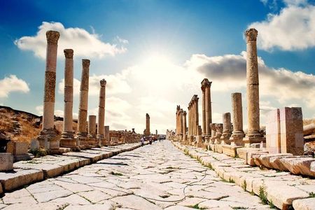 Full-Day Tour: Umm Qais, Jerash, and Ajloun from Amman