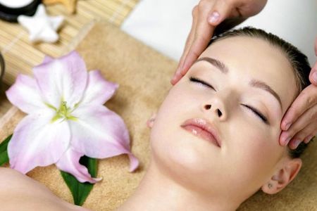 Royal Facial Treatment plus 20-minutes Free Fish Pedi