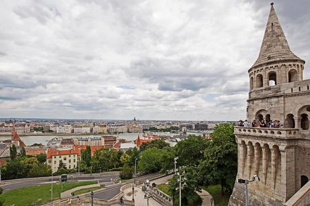 Buda Castle Walk with Matthias Church Entry