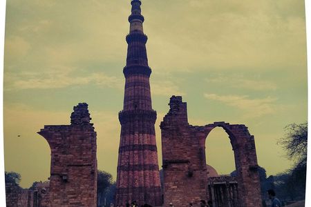 2 Days Private tour of Delhi and Agra with Stay at 5 Star Hotel