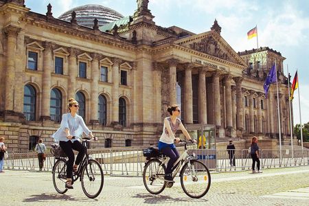 The Beauty of Berlin by Bike: Private Tour