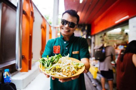 Private Culinary Kickstart Tour of Bangkok with a Local 