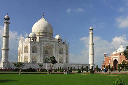 11 Days Golden Triangle & Varanasi With Luxury Accommodation,internal Flights