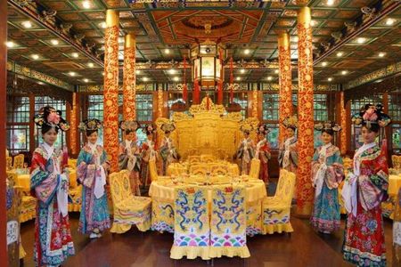 Beijing Imperial Dining Experience at Bai Jia Da Yuan Restaurant with Houhai Lake Bar Tour