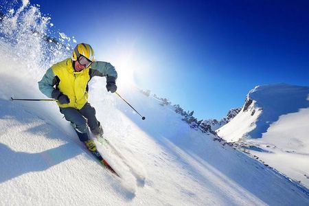 Private Day Trip to Huaibei International Ski Resort and Mutianyu Great Wall
