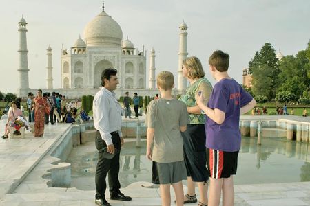Delhi Agra Same Day Tour By Toyota Luxury Car.